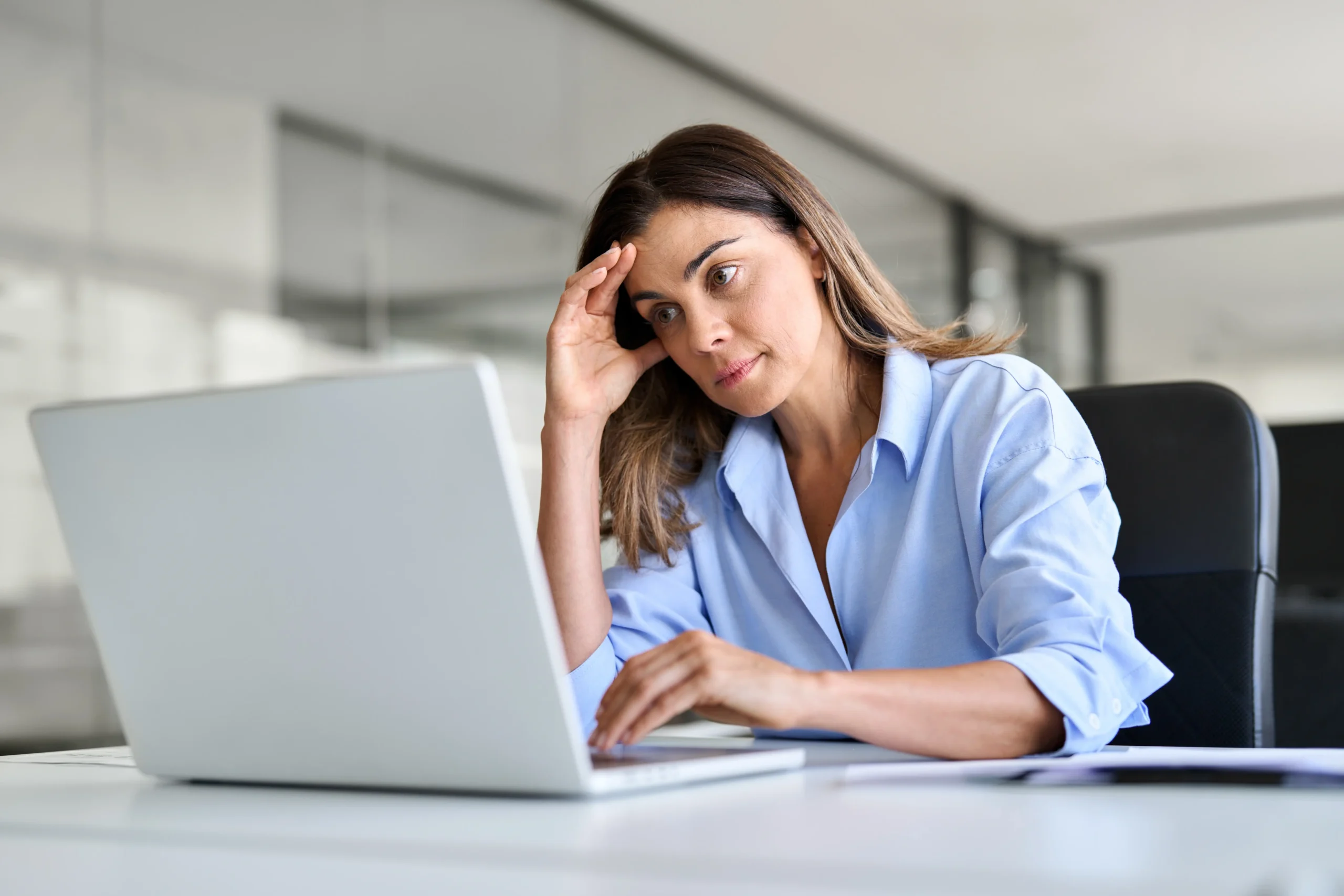 estres financiero y salud mental qué hacer